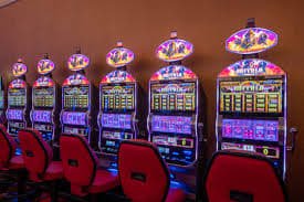 Filipino players browsing tj777 sports and casino categories on mobile